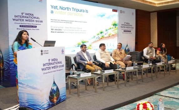 North Tripura DM Chandni Chandran showcases best water conservation practices at IIWW, New Delhi.